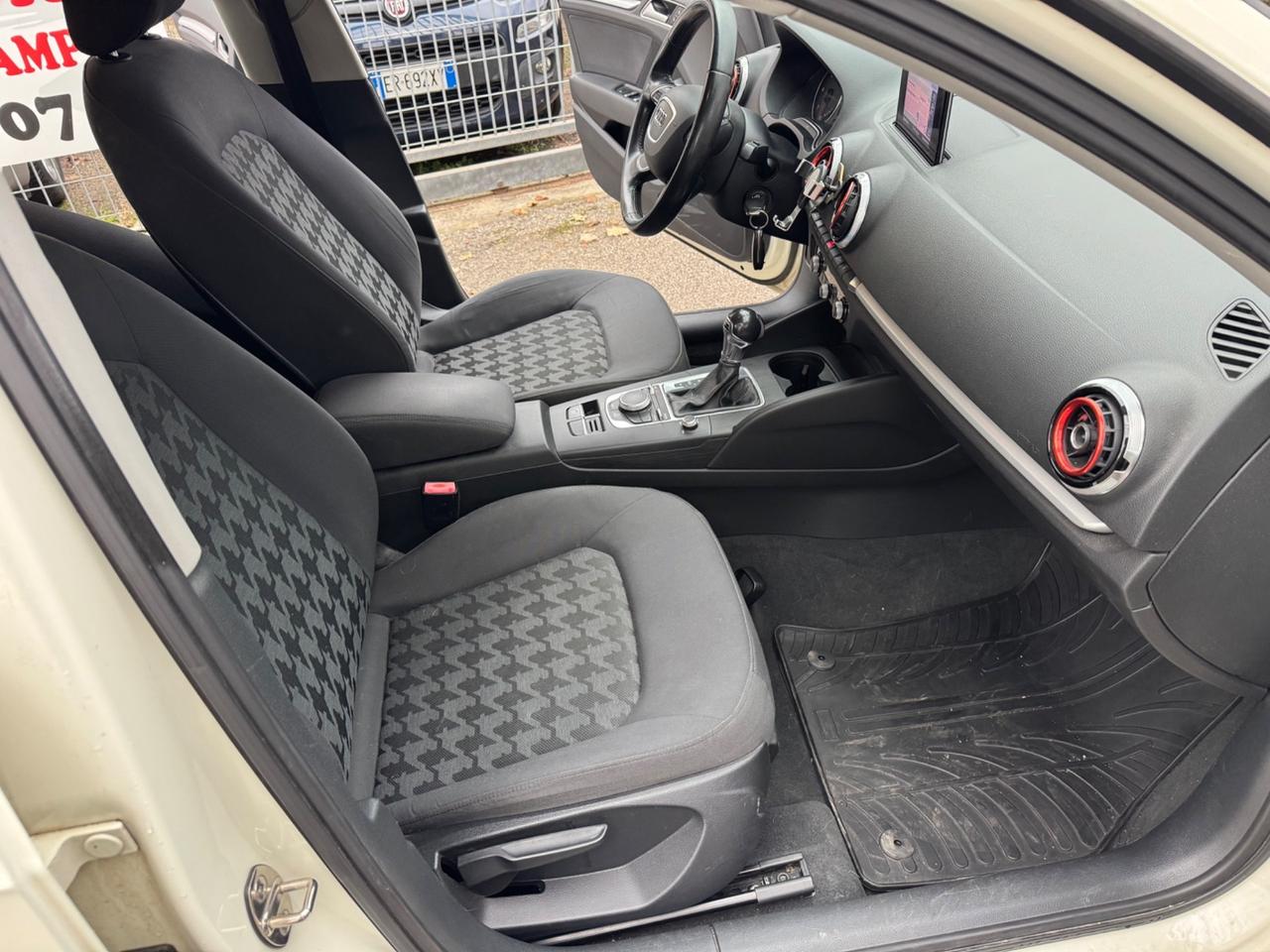 Audi A3 SPB 1.6 TDI clean diesel S tronic garanzia 12 mesi