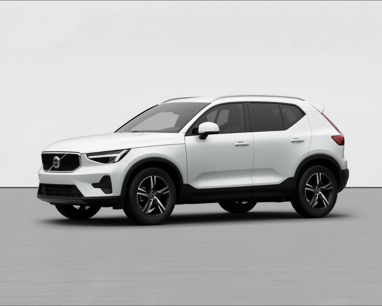 VOLVO XC40 CORE B3 AUTO PREZZO PROMO FINO A FINE MESE