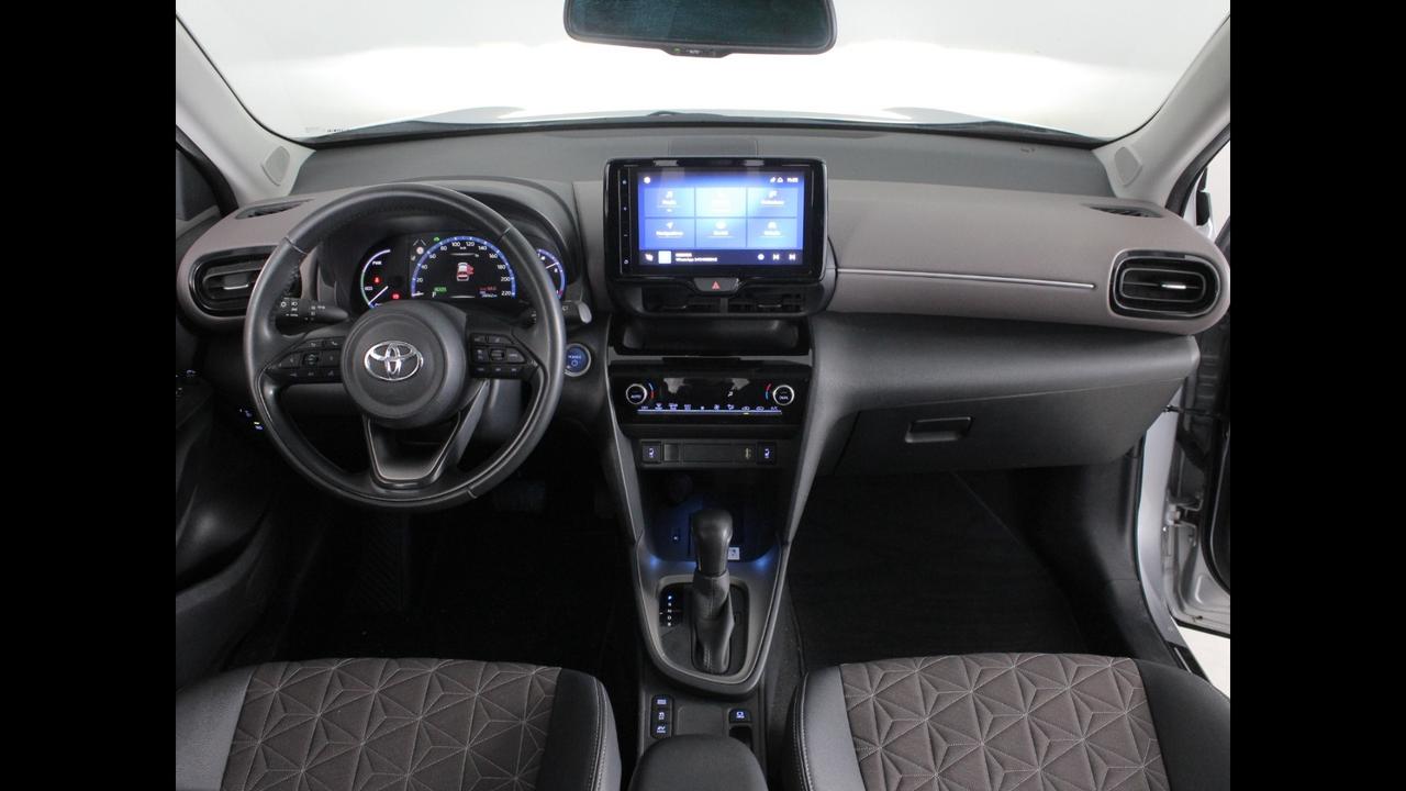 TOYOTA Yaris Cross - Yaris Cross 1.5h Lounge fwd 116cv e-cvt