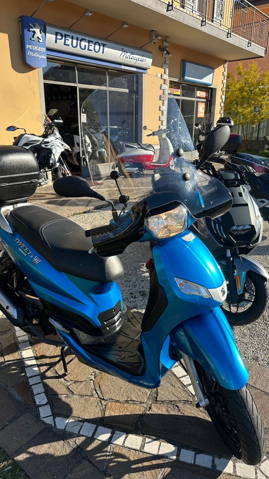 Peugeot Tweet Evo 2 150 Parabrezza e bauletto