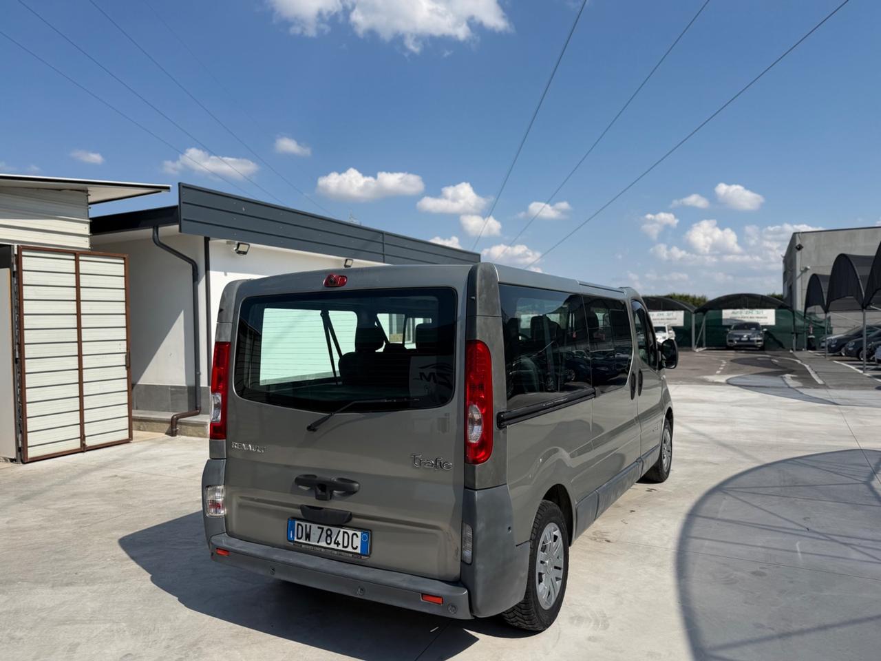 Renault Trafic T29 2.0 dCi/115 PC-TN Passenger Confort 9Posti