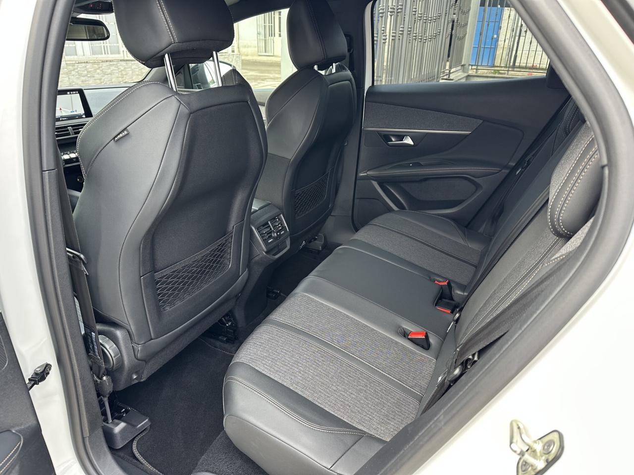 Peugeot 3008 BlueHDi 130 EAT8 GT Line 2019