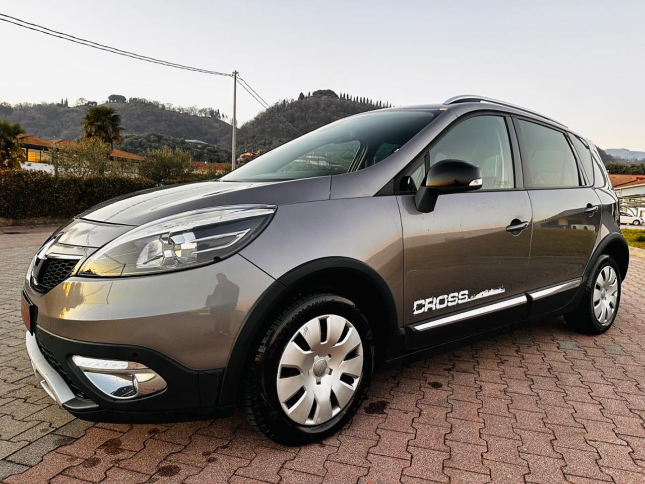 Renault Scénic XMod Cross 1.5 dCi 110CV Start&Stop Energy