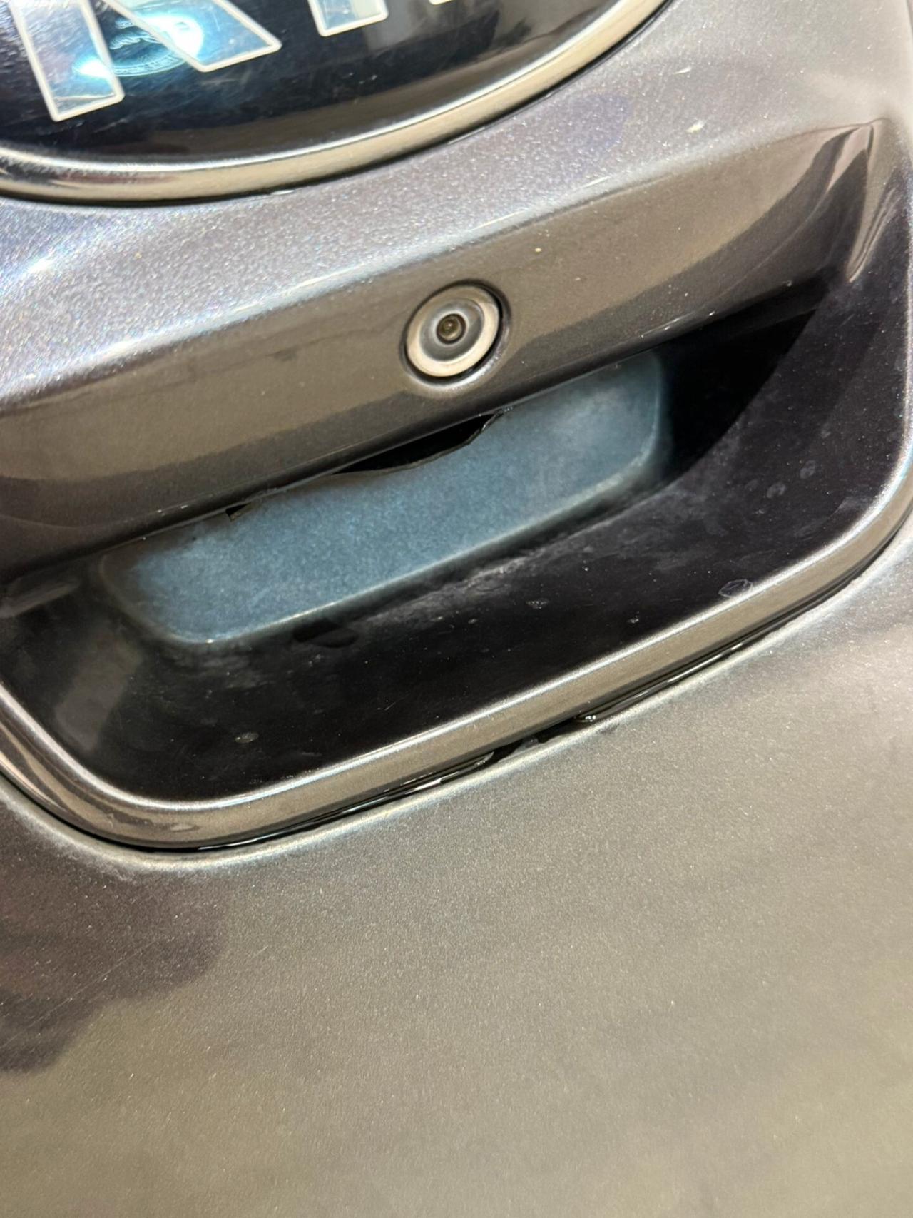 KIA RIO 1.2 DIESEL 75CV PER NEOPATENTATI