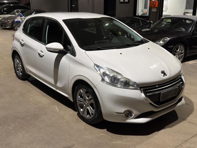PEUGEOT 208 1.4 8V HDi 68CV 5p. Allure