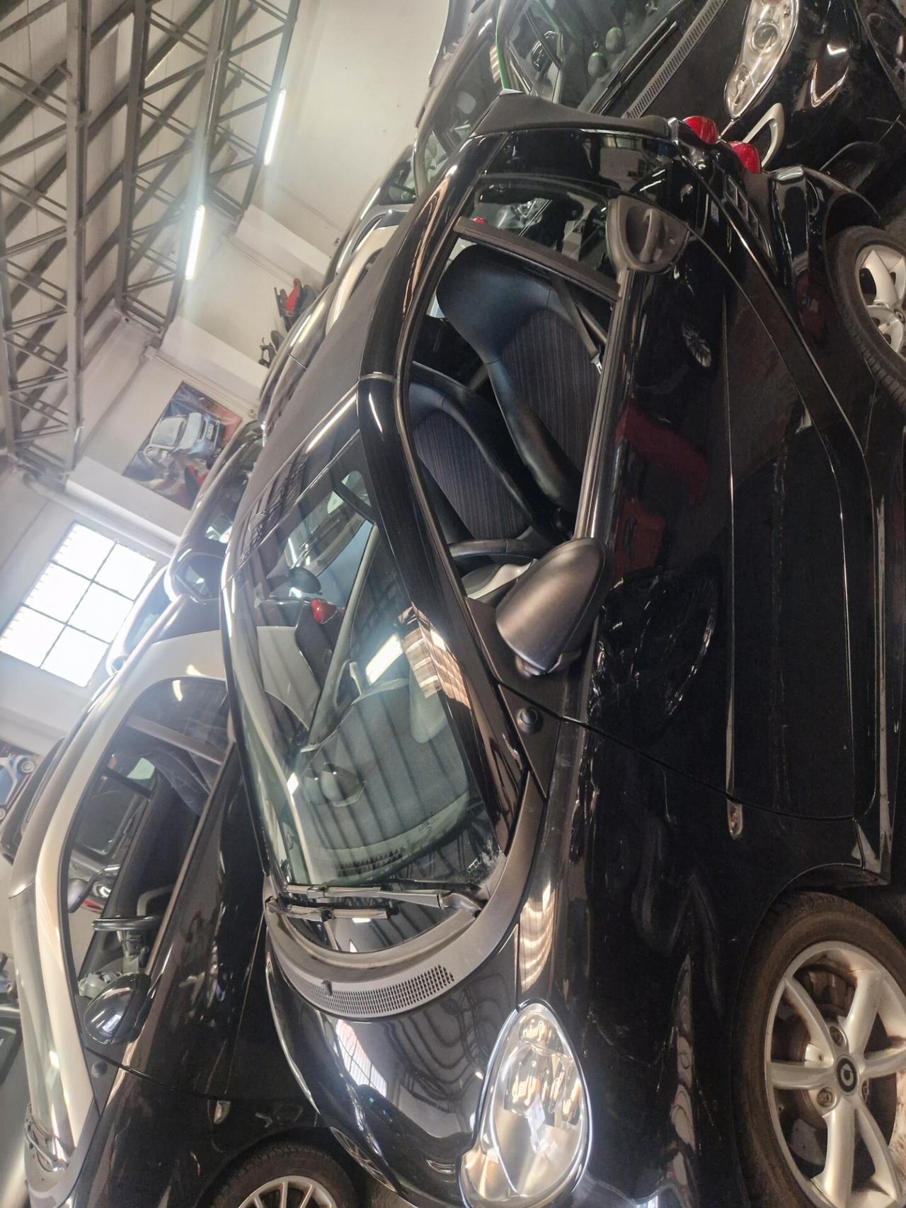 Cabrio servosterzo pelle motore revisionato garanzia