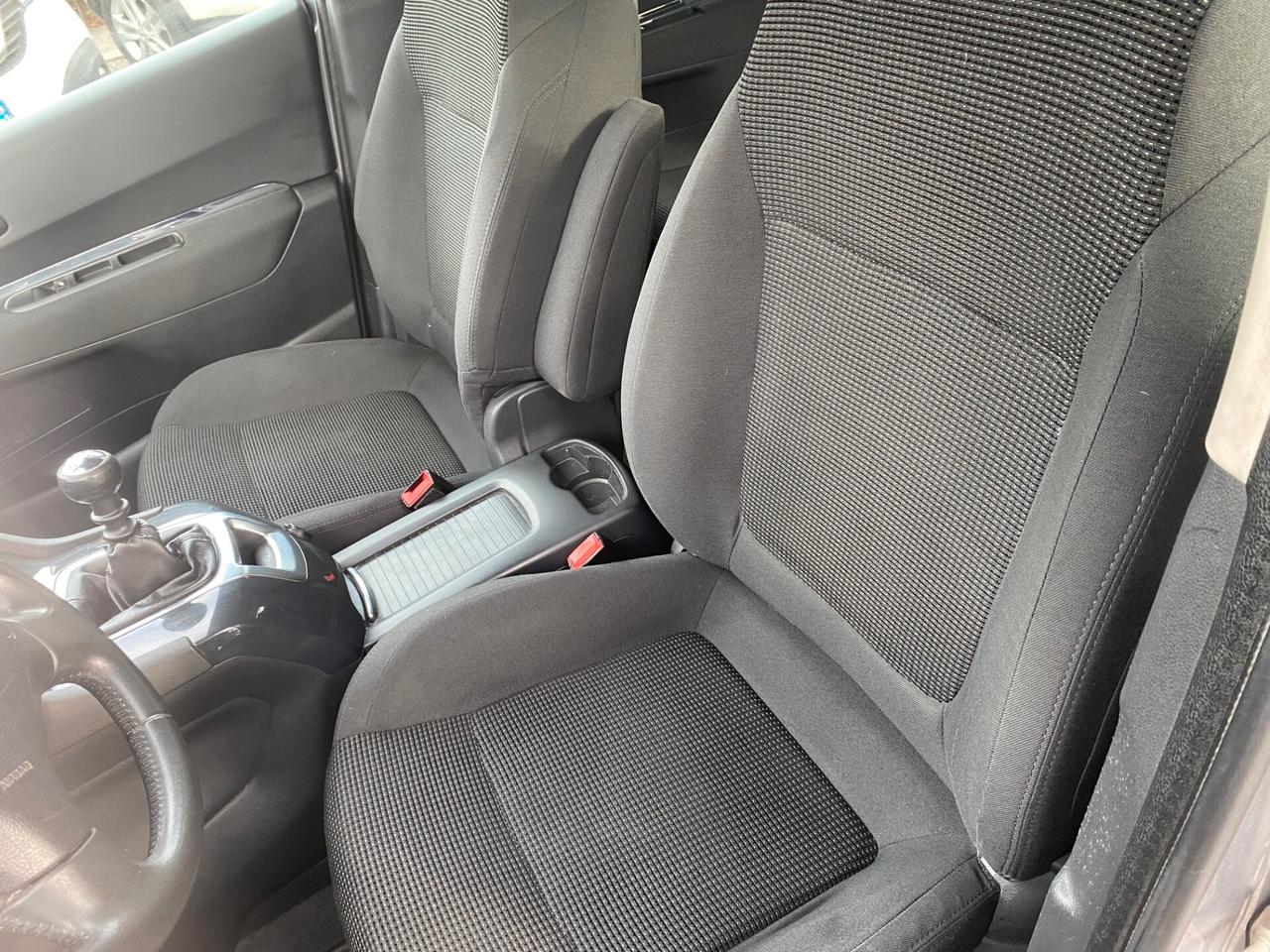 Peugeot 5008 BlueHDi 120 S&S Business