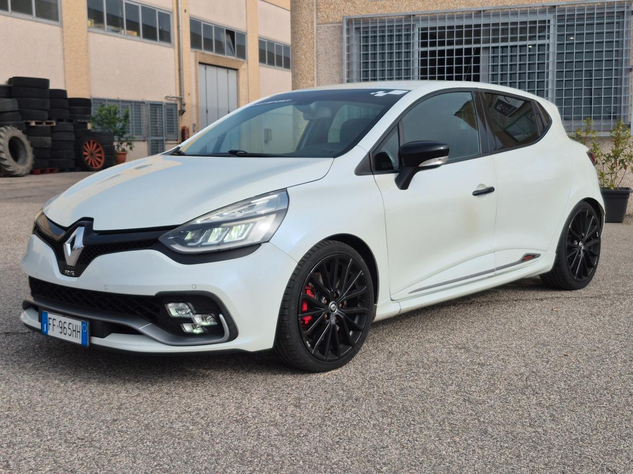 Renault Clio TCe 220CV EDC 5 porte Energy R.S. Trophy