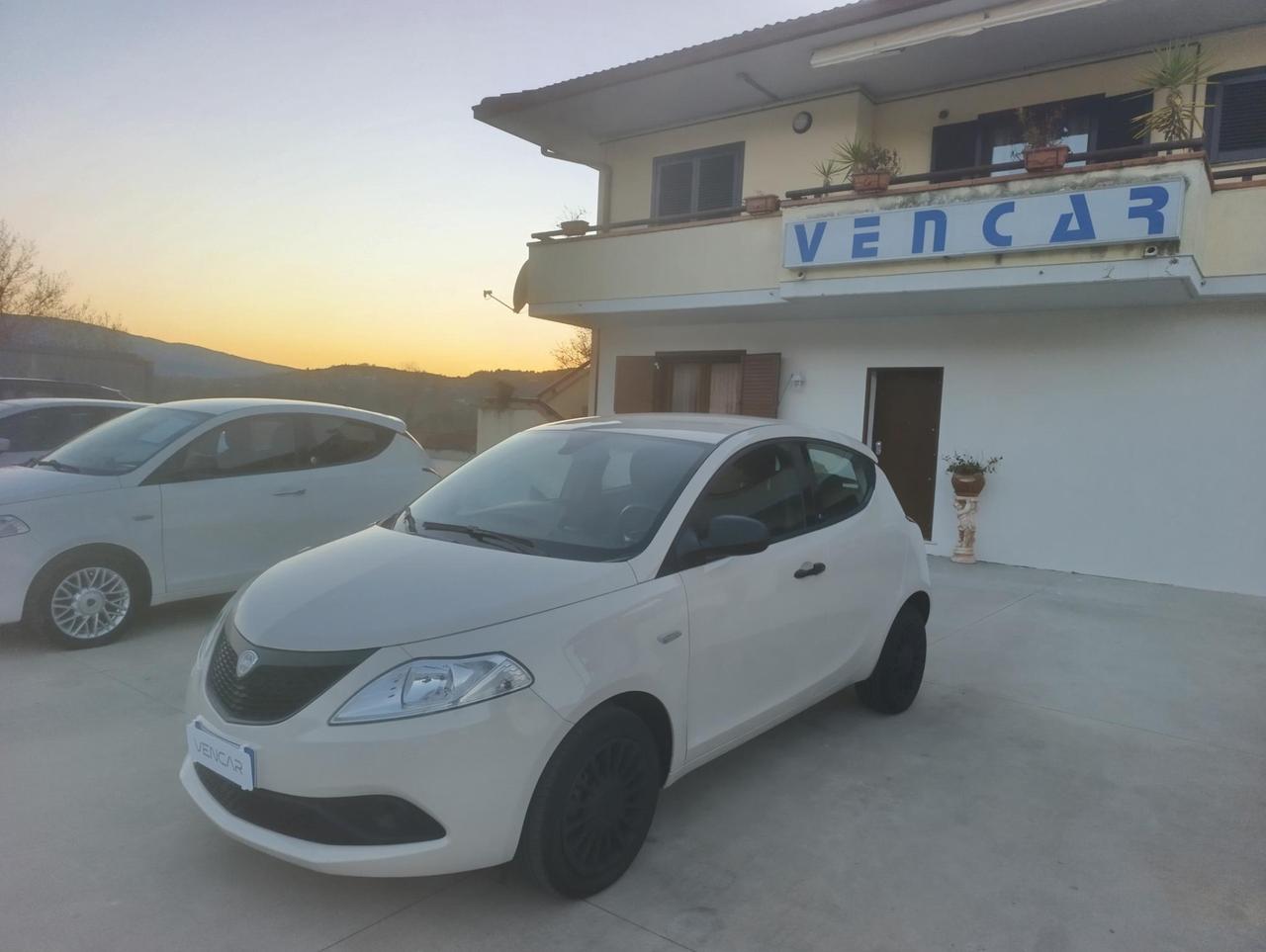 Lancia Ypsilon 5 Porte Ypsilon 1.3 mjt Silver s&s 95cv