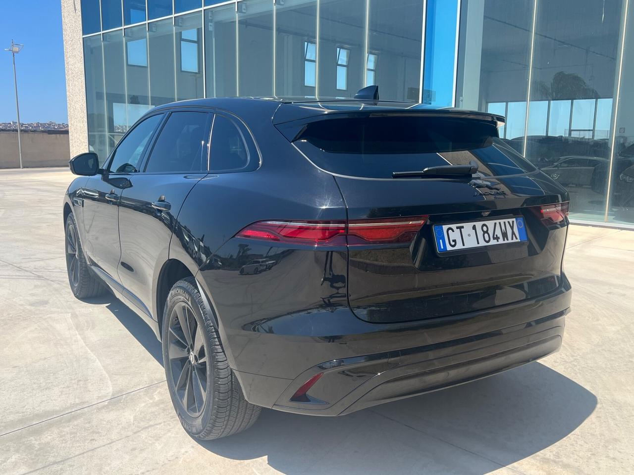 Jaguar F-Pace 2.0 D 163 CV AWD aut. R-Dynamic S - Anticipo €12.600 Noleggio no Scoring