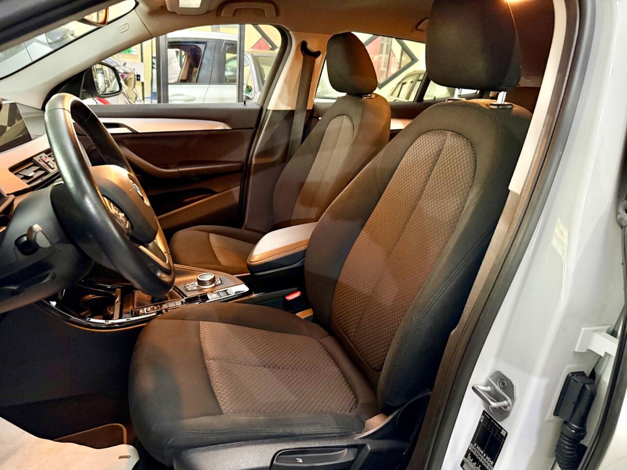 Bmw X2 sDrive 18d Business-X STEPTRONIC