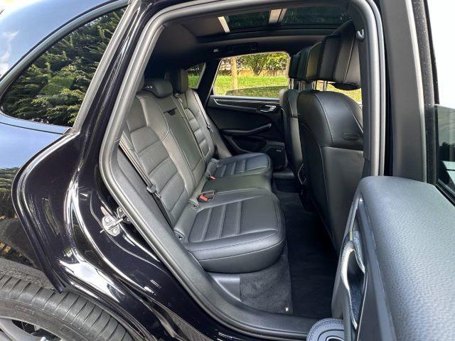 PORSCHE Macan 2.0