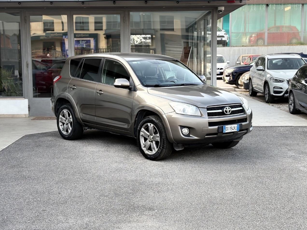 Toyota RAV4 5 Porte 2.2 Diesel 150CV E4 - 2009