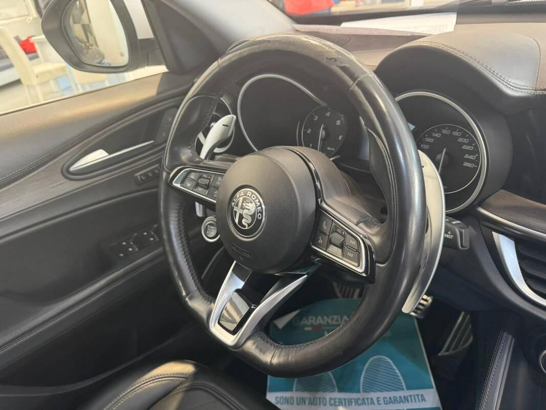 Alfa Romeo Stelvio 2.2 t Veloce Ti Q4 210cv auto