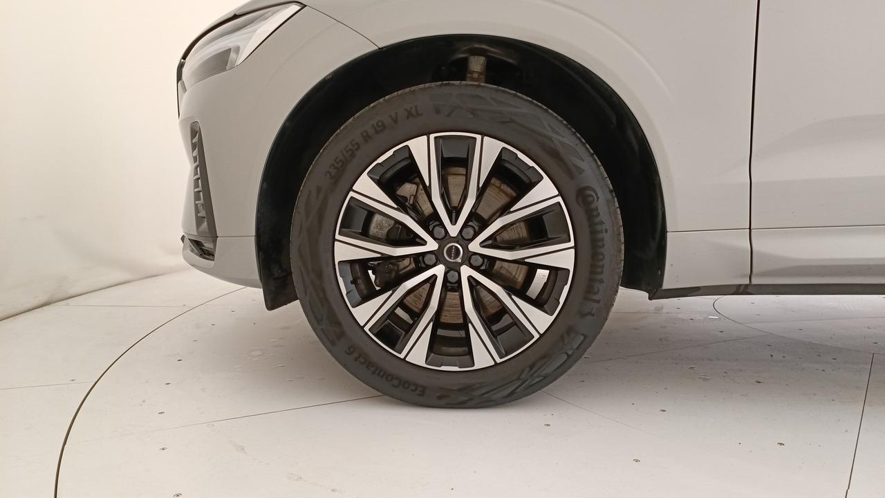 VOLVO XC60 2.0 b4 Plus Dark auto