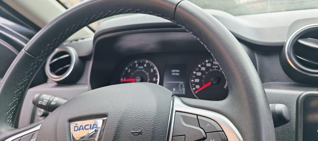 Dacia Duster restyling faro a led 2022