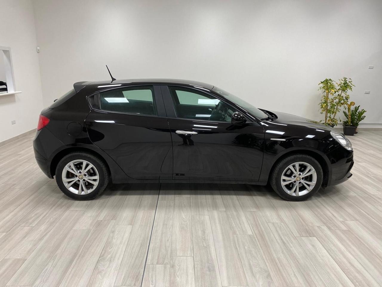 Alfa Romeo Giulietta 1.6 105 CV Progression