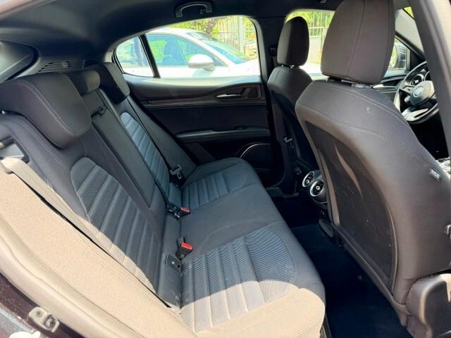 Alfa Romeo Stelvio 2.2 Turbodiesel 160 CV AT8 RWD Super Business