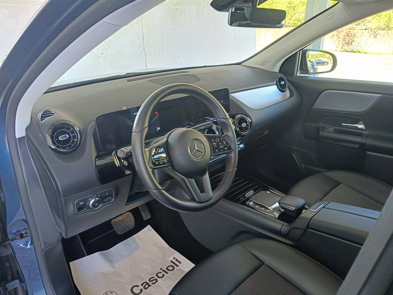 Mercedes-Benz GLA-H247 2020 - GLA 180 d Sport Plus auto