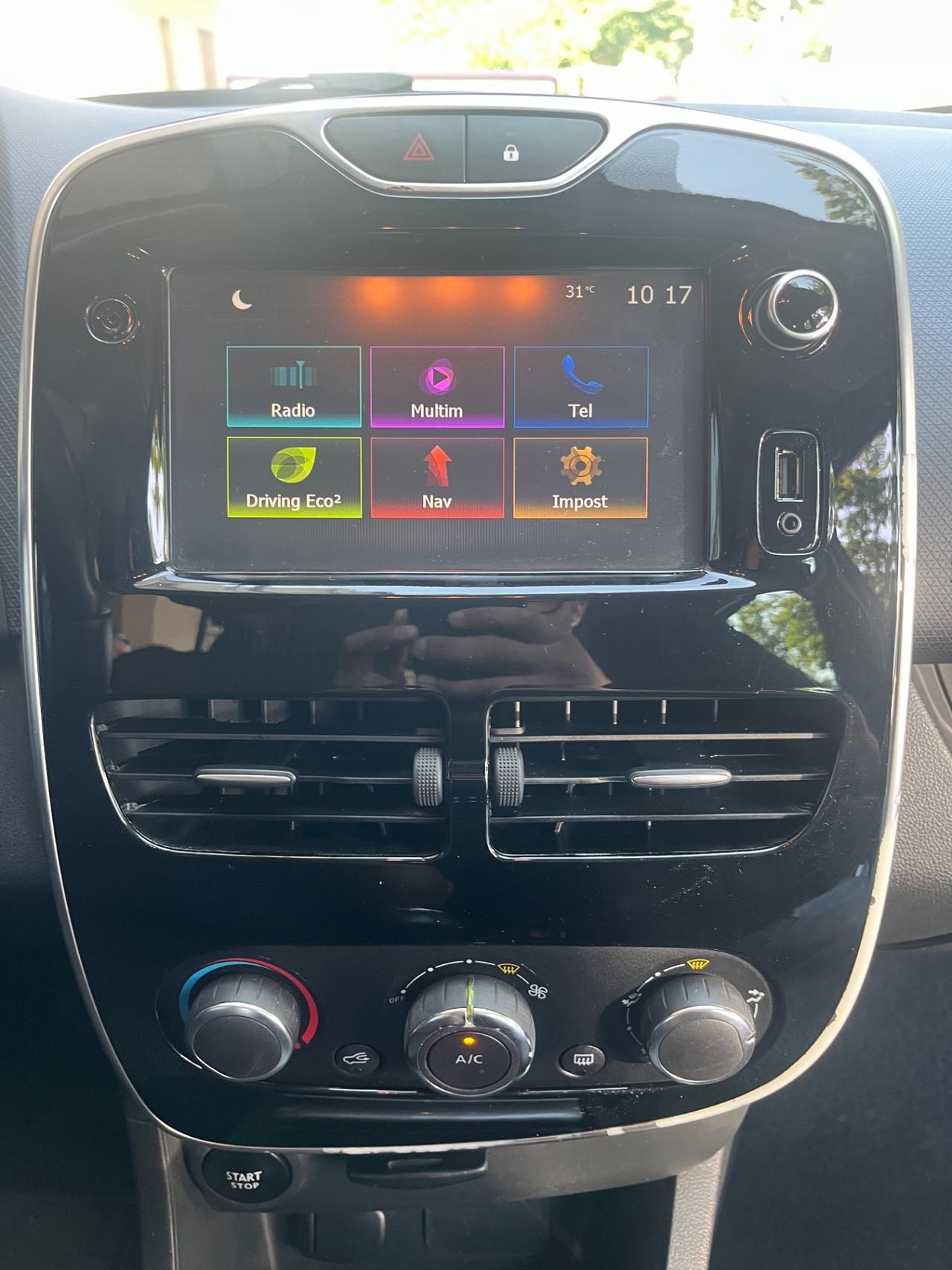 Renault Clio 1.2 75CV 5 porte Wave