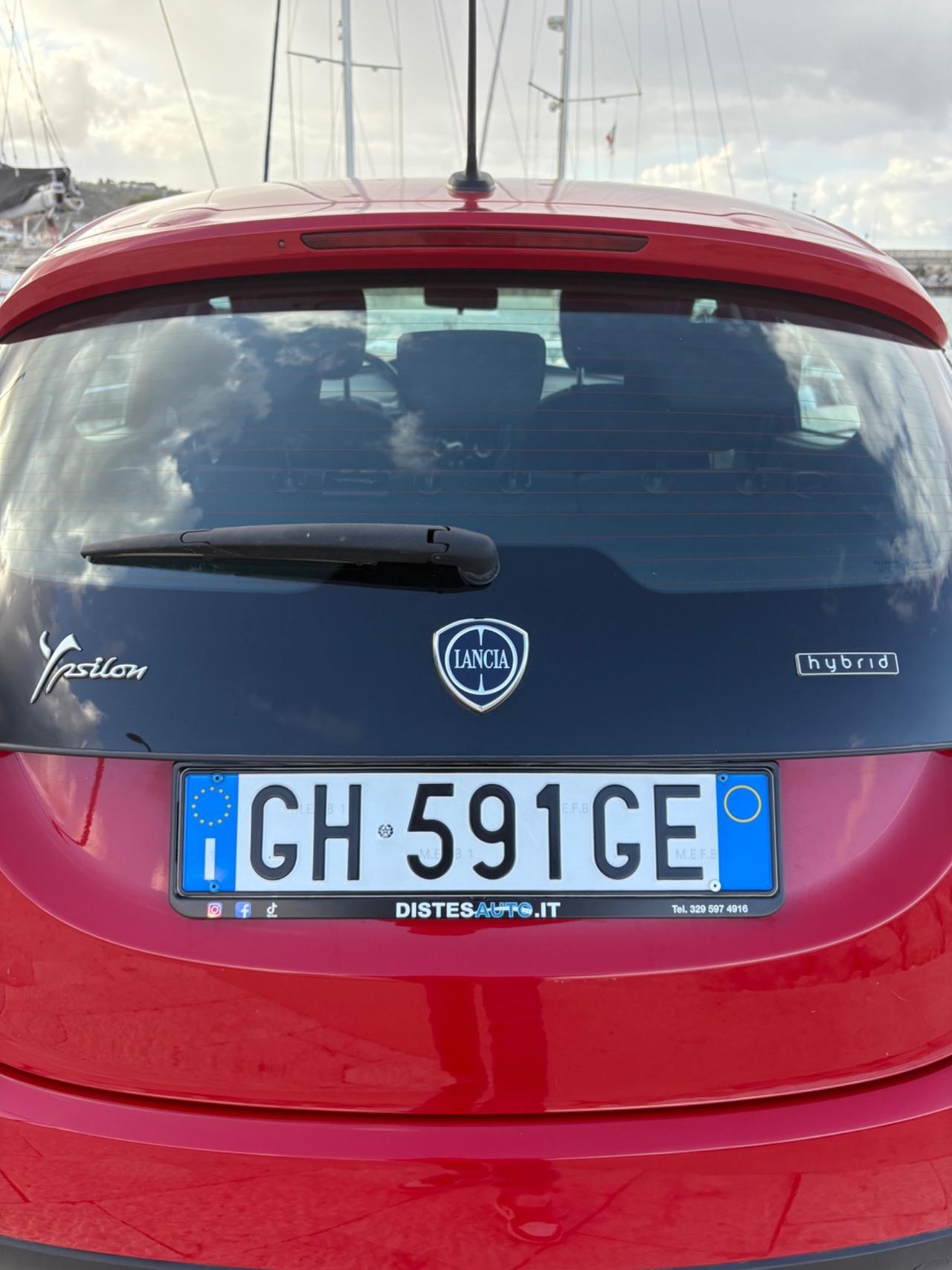 Lancia Ypsilon 1.0 FireFly 5 porte Hybrid