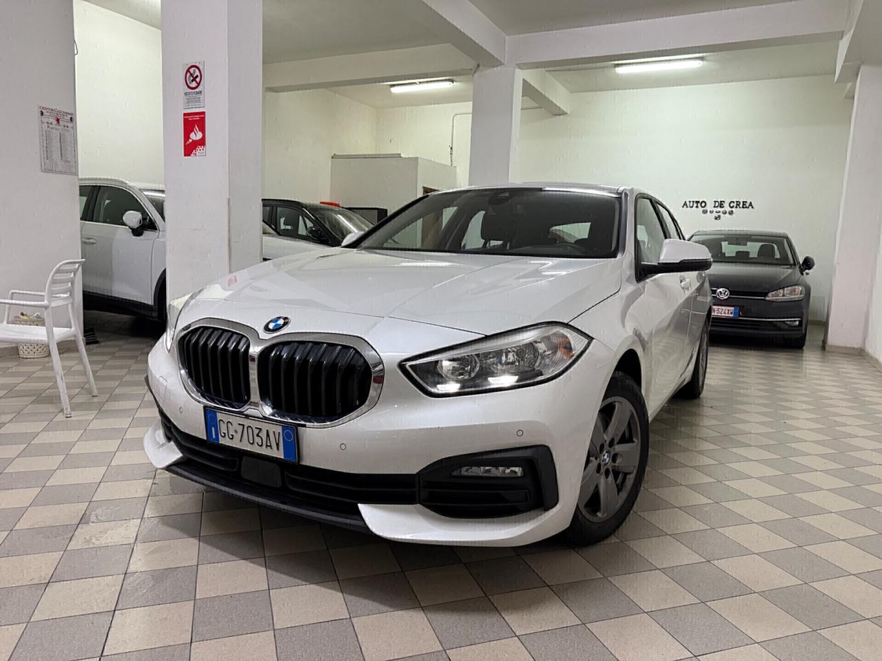 Bmw 116 116d 5p. Business Advantage