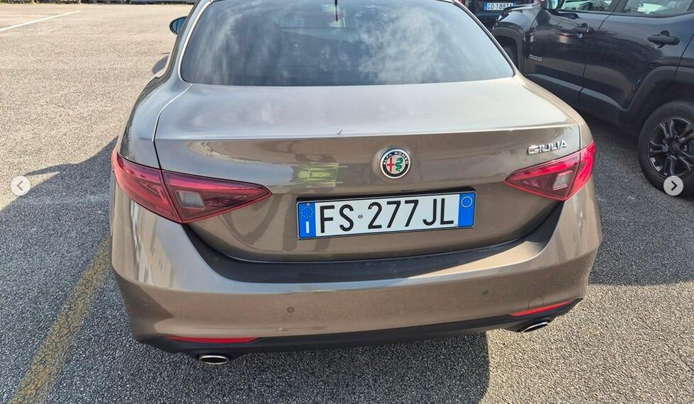 Alfa Romeo Giulia 2.2 Turbodiesel 180 CV AT8 Super