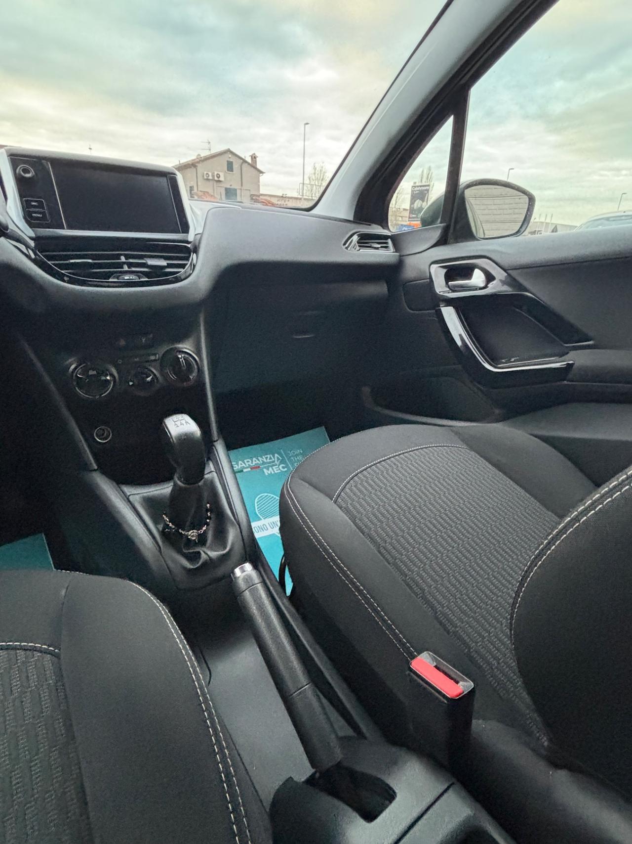 Peugeot 208 BlueHDi 75 5 porte Allure