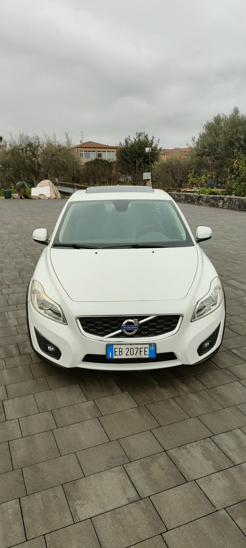 Volvo C30 D2 R-Design 1.6 diesel