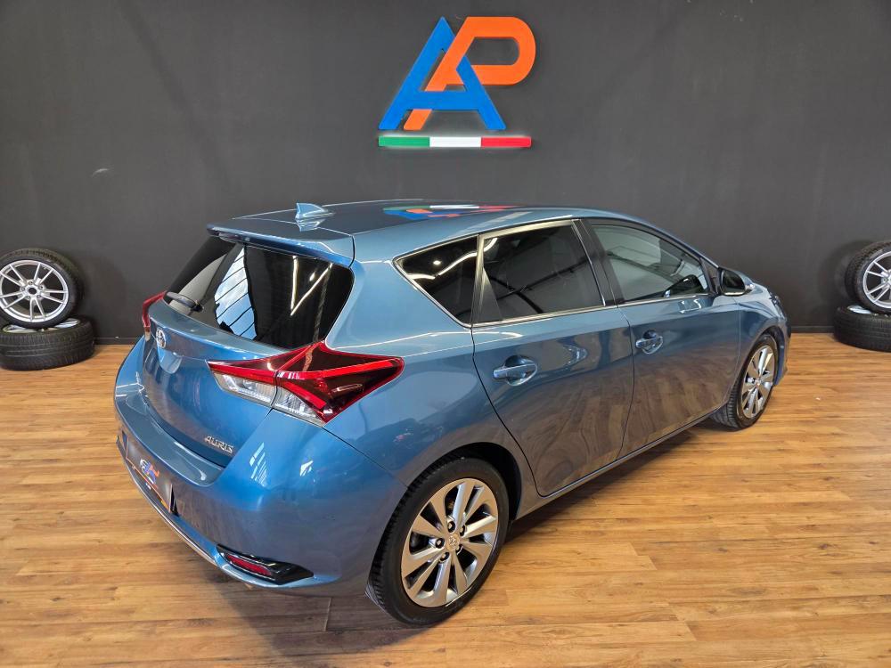 Toyota Auris 5 Porte Auris 1.6 d-4d Lounge
