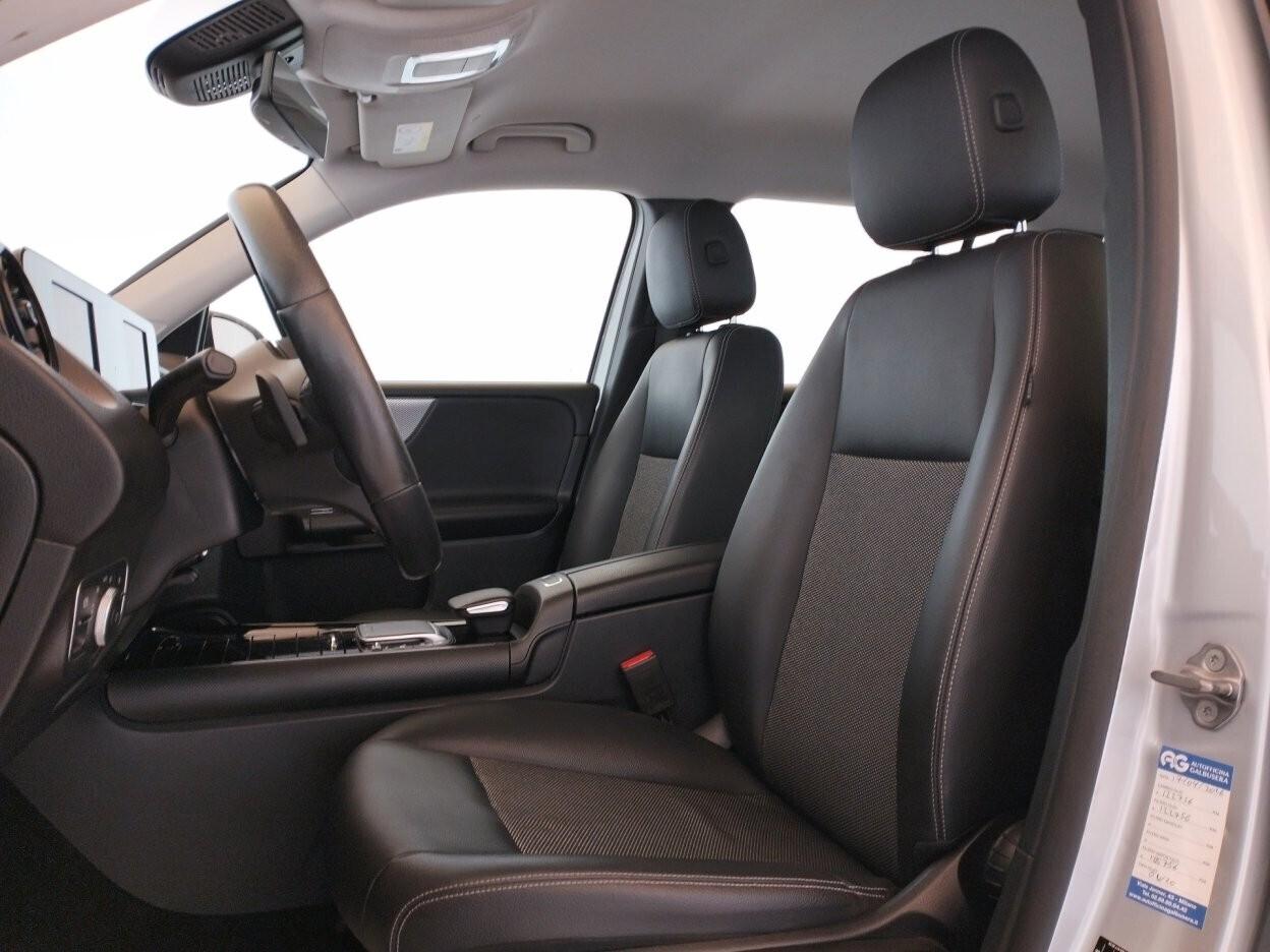 MERCEDES BENZ GLB 180d Business auto - IVA ESPOSTA