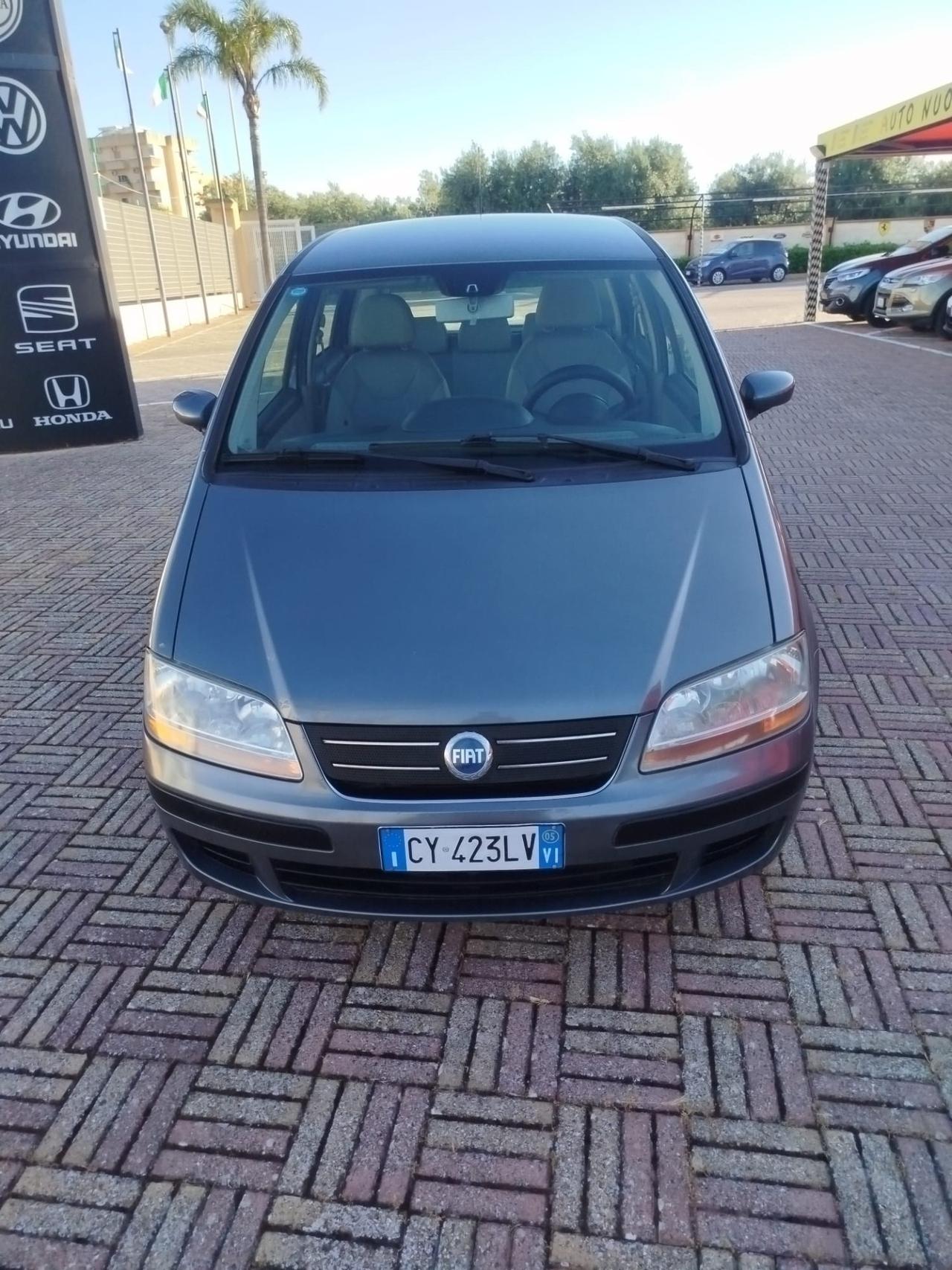 Fiat Idea 1.4 16V Emotion