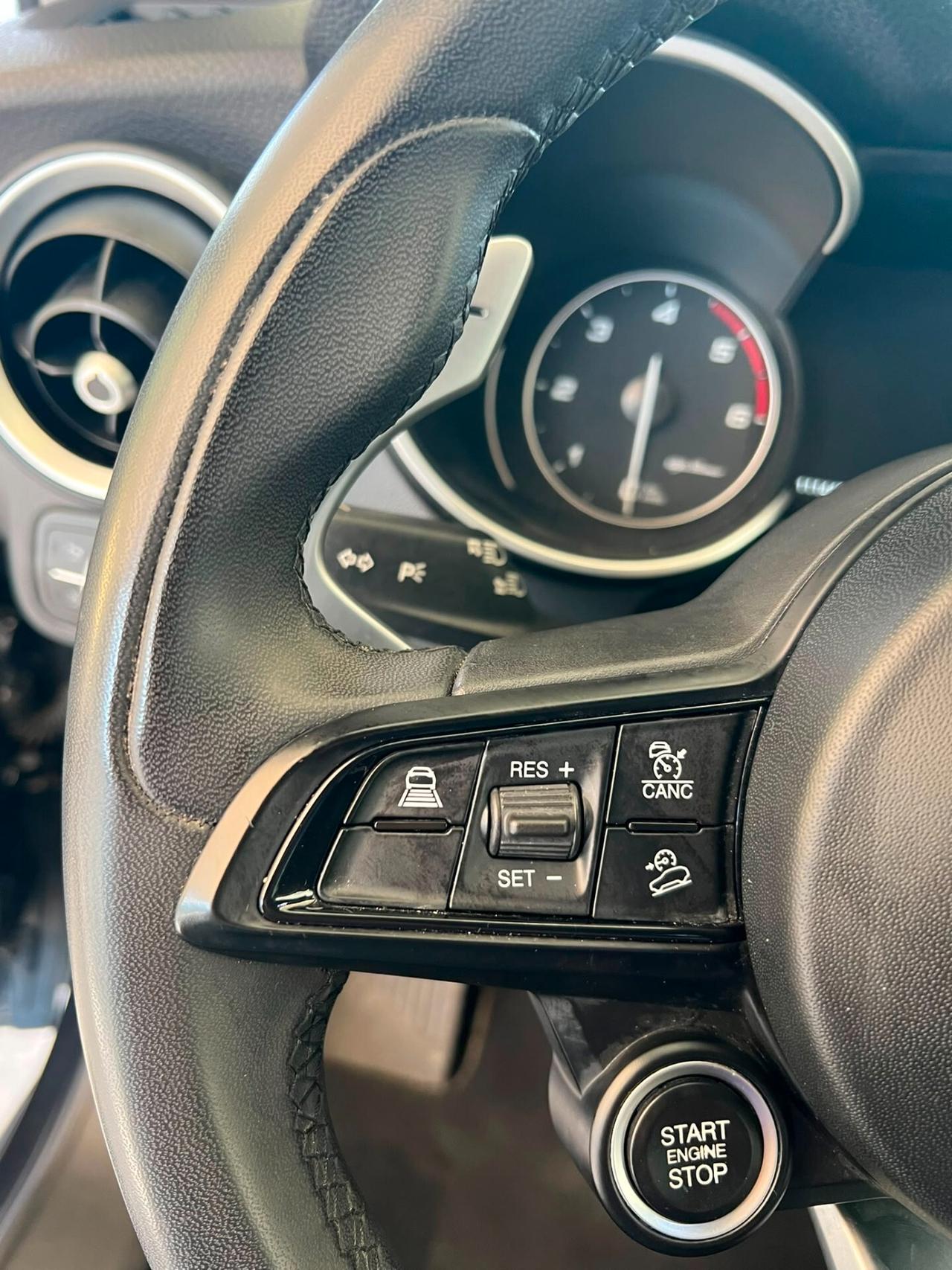 Alfa Romeo Stelvio 2.2 Turbodiesel 190 CV AT8 RWD Business