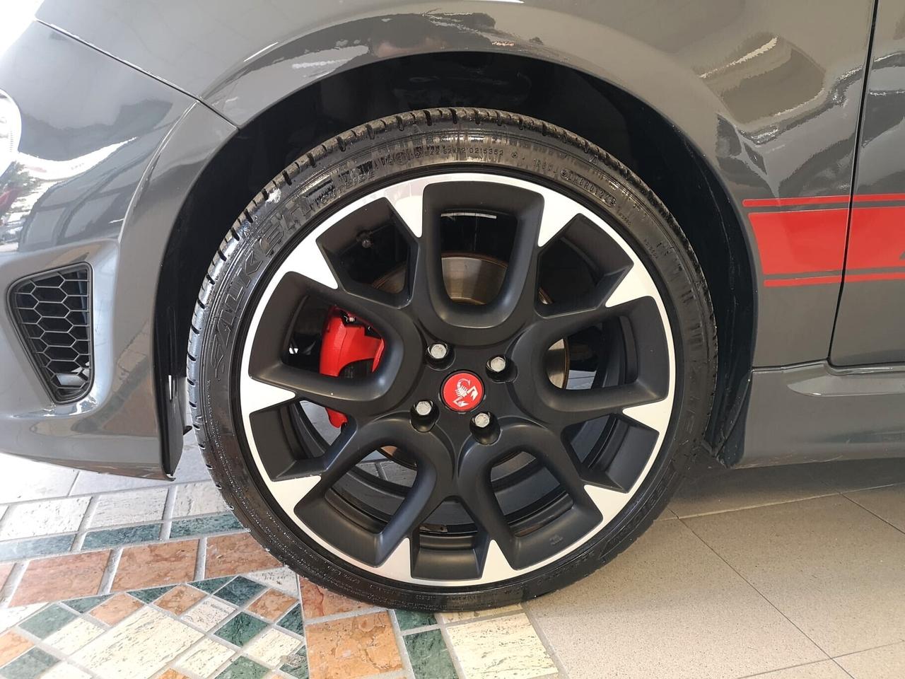 ABARTH 595 1.4 Turbo T-Jet 145 CV 70° Anniversario