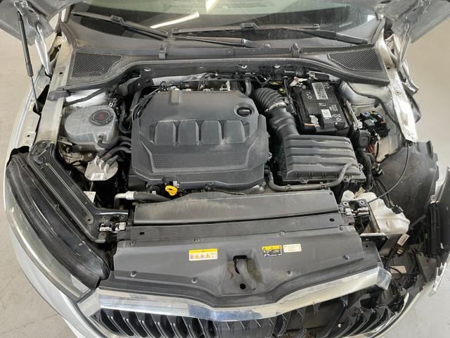 SKODA Octavia 2.0 TDI EVO SCR 150 CV DSG WAGON EXECUTIVE