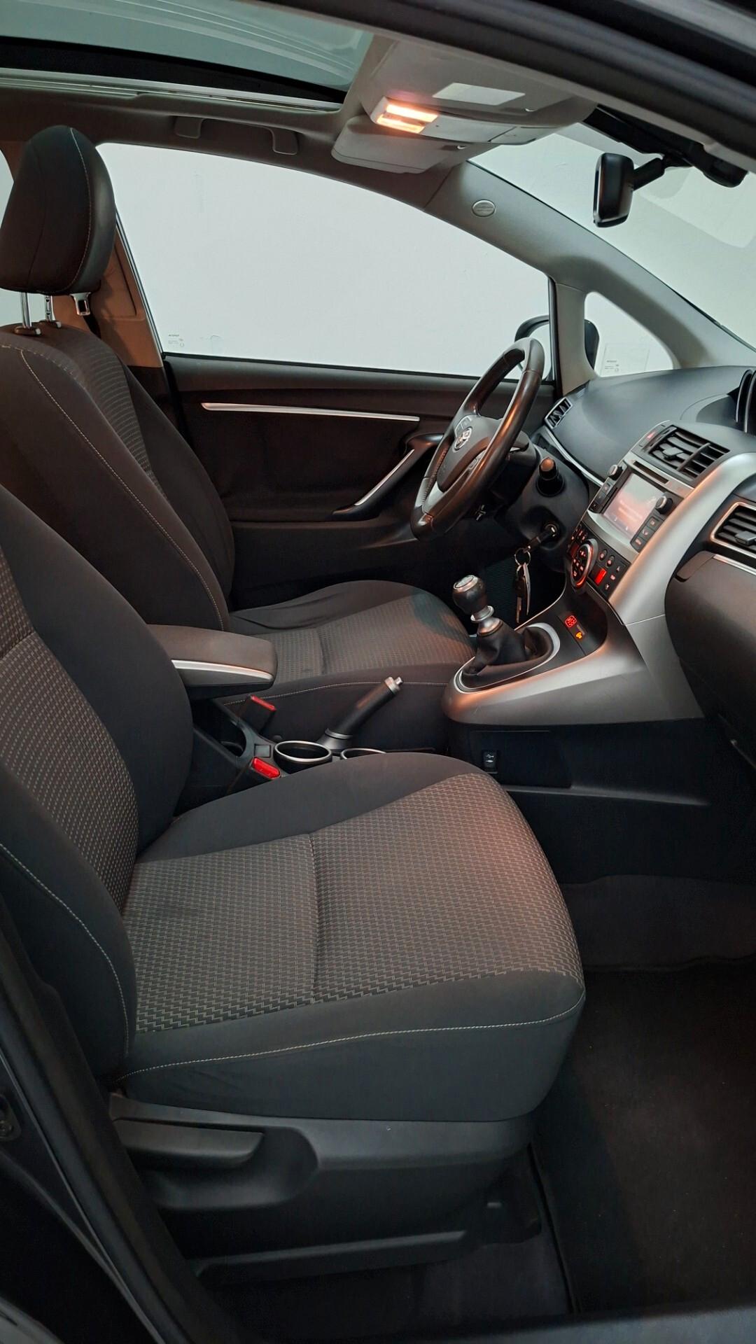 TOYOTA VERSO 2014 1.6DIESEL 7POSTI TETTO PANORAMICO