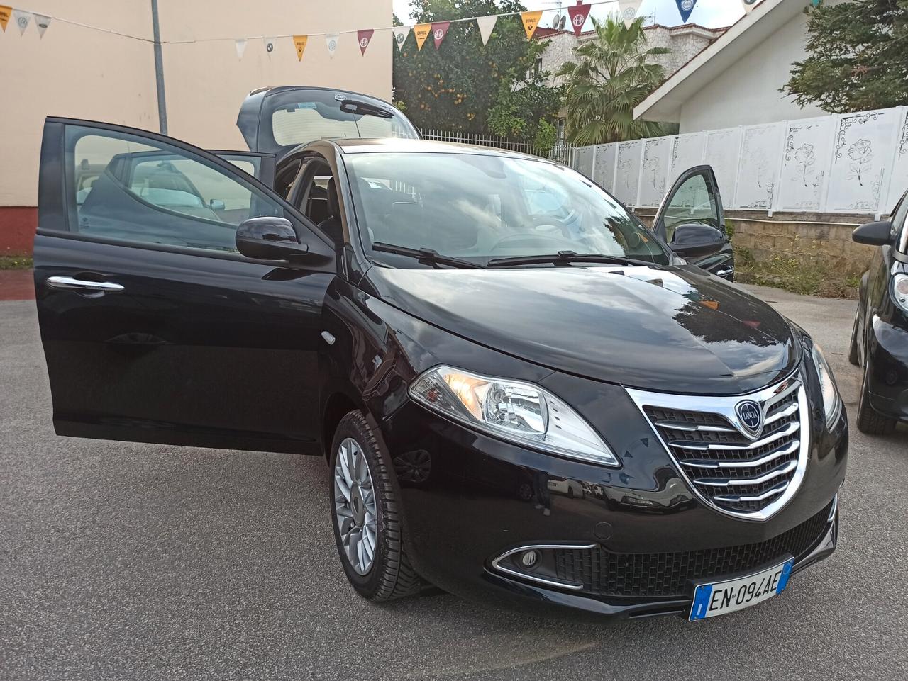 Lancia Ypsilon 1.3 MJT 16V 95 CV 5p. S&S Platinum