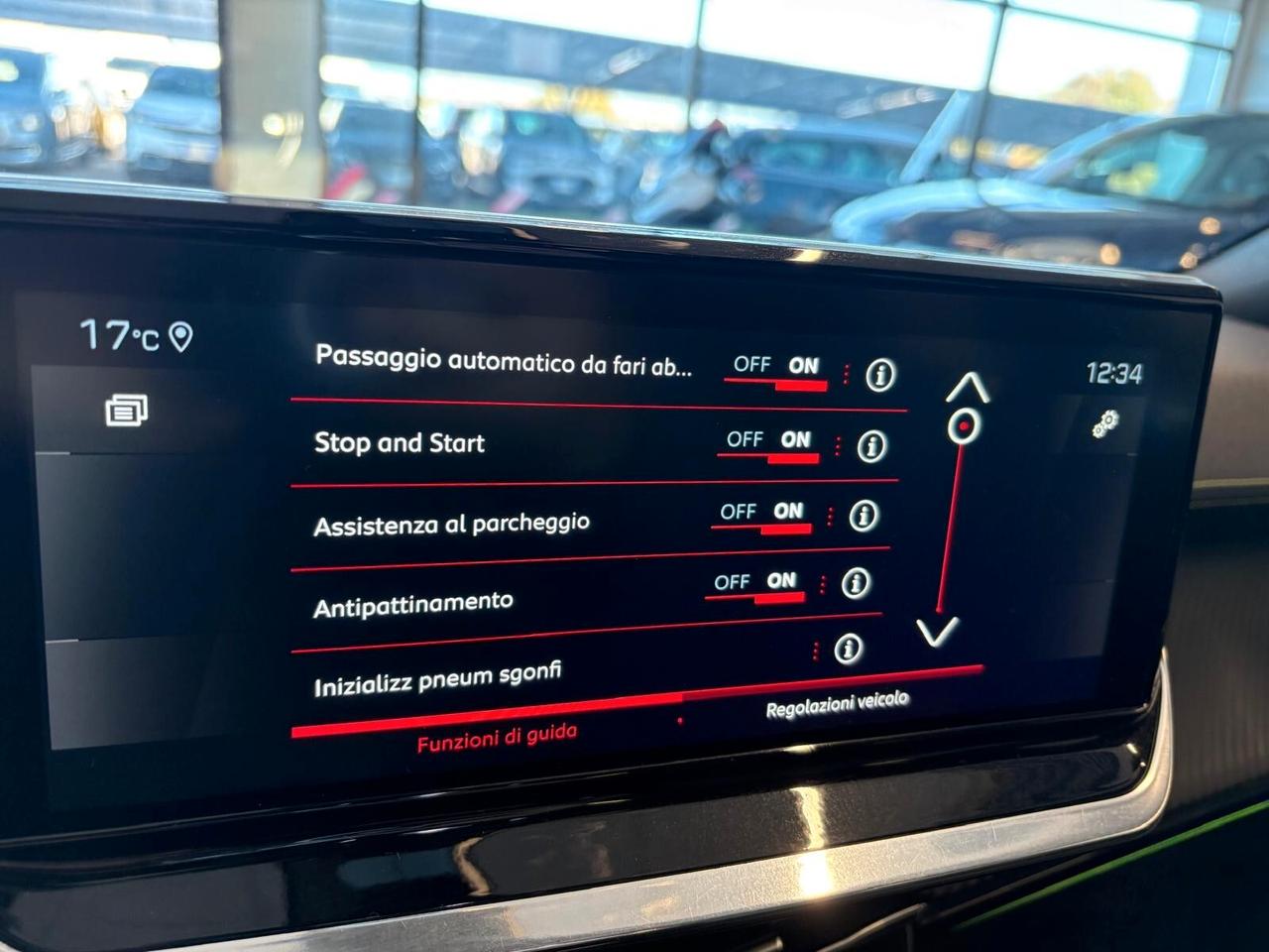 Peugeot 2008 GT PureTech 130 EAT8 SPOTICAR