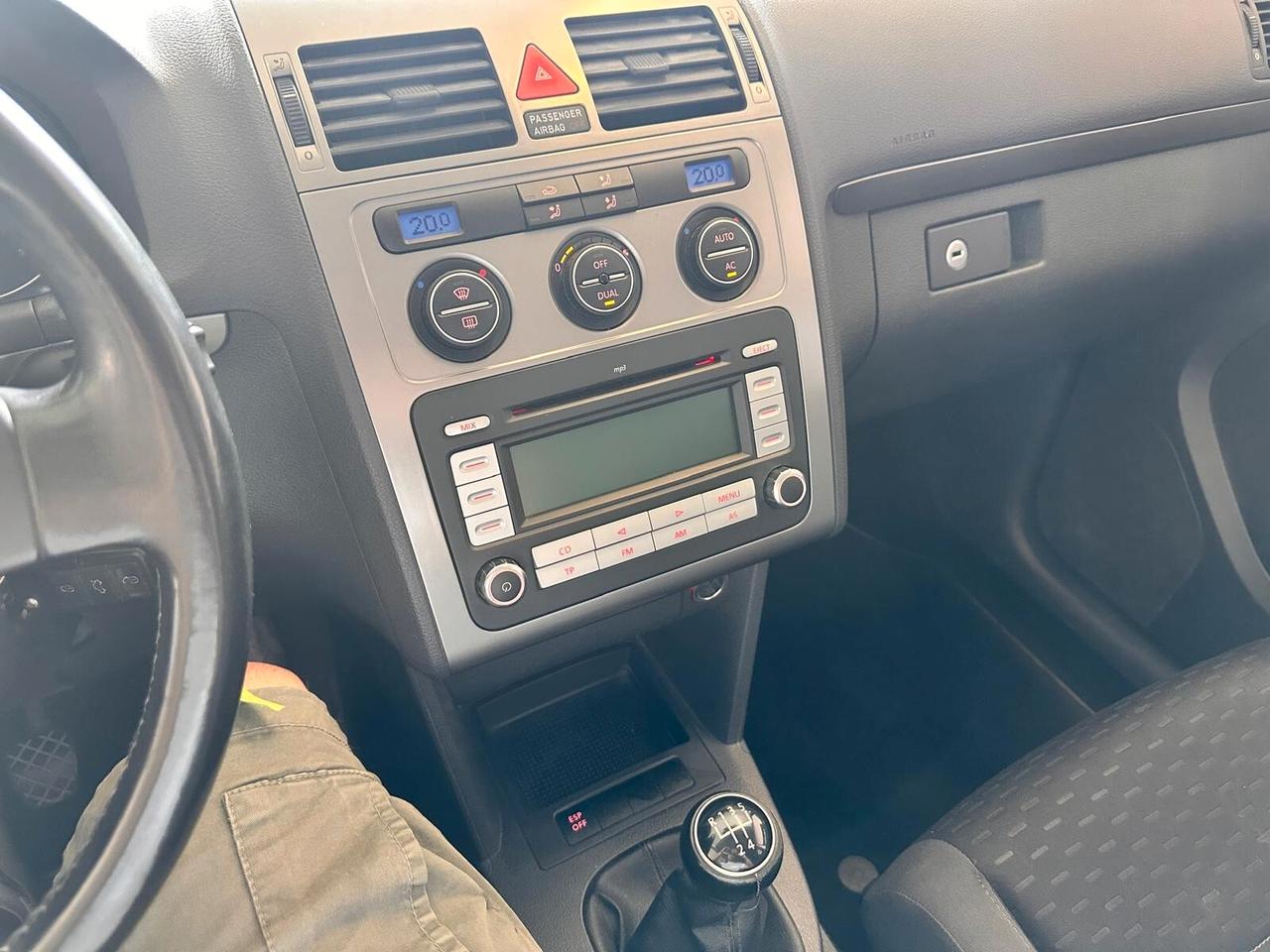 Volkswagen Touran 1.6 Trendline