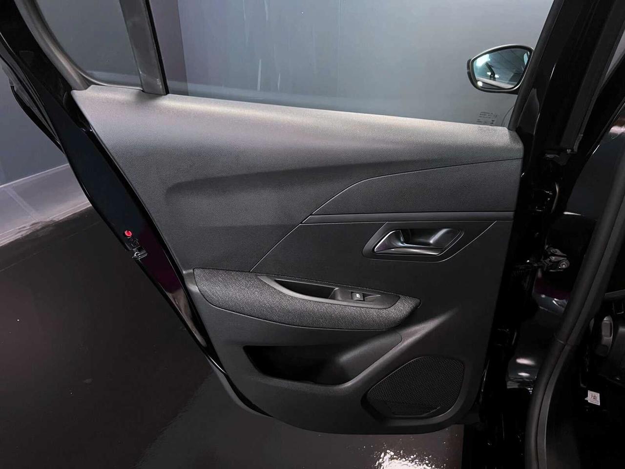PEUGEOT 208 PURETECH 100 CV 5 PORTE STYLE KM0
