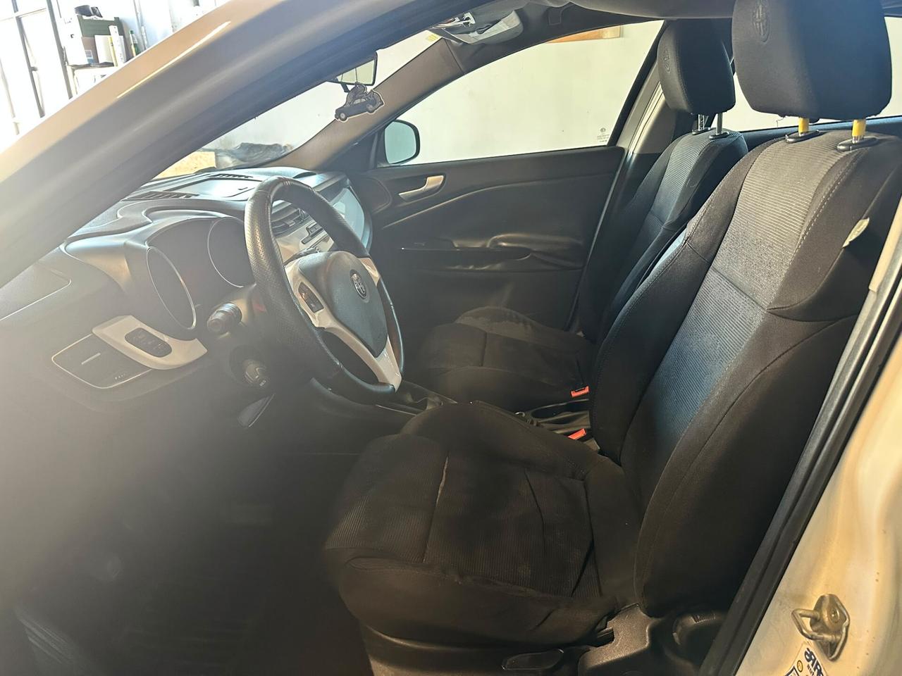 Alfa Romeo Giulietta 2.0 JTDm-2 140 CV Exclusive