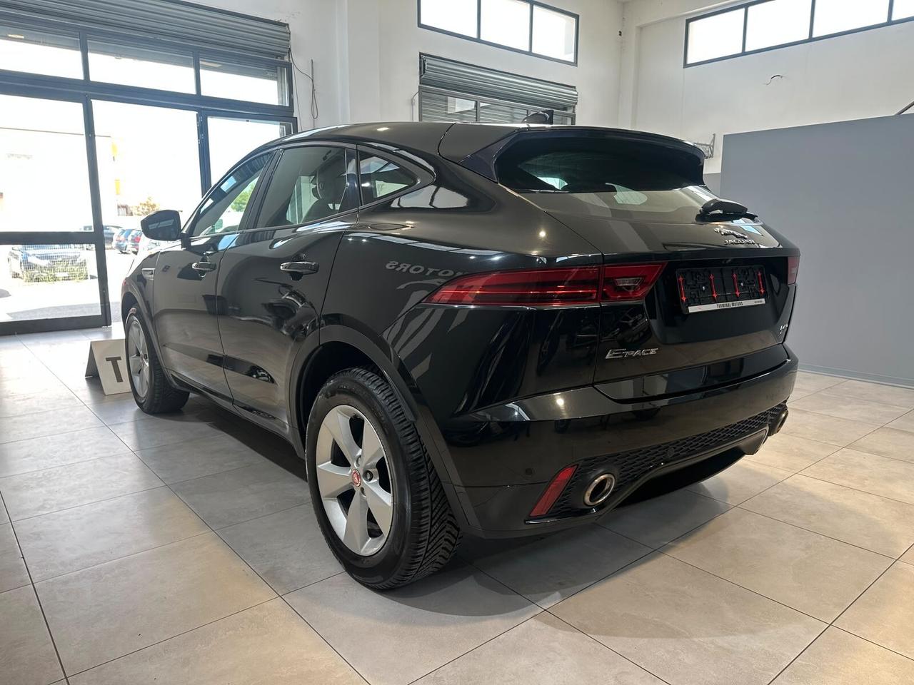 Jaguar E-Pace 2.0D 150 CV AWD aut. R-Dynamic S