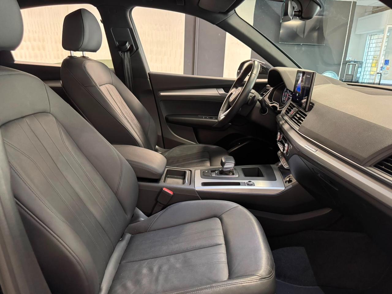 Audi Q5 SPB 40 TDI quattro S tronic Identity Black