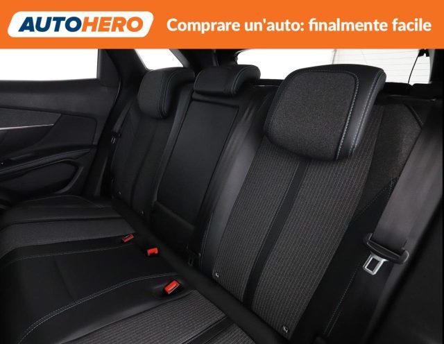 PEUGEOT 3008 Hybrid 225 e-EAT8 Allure Pack