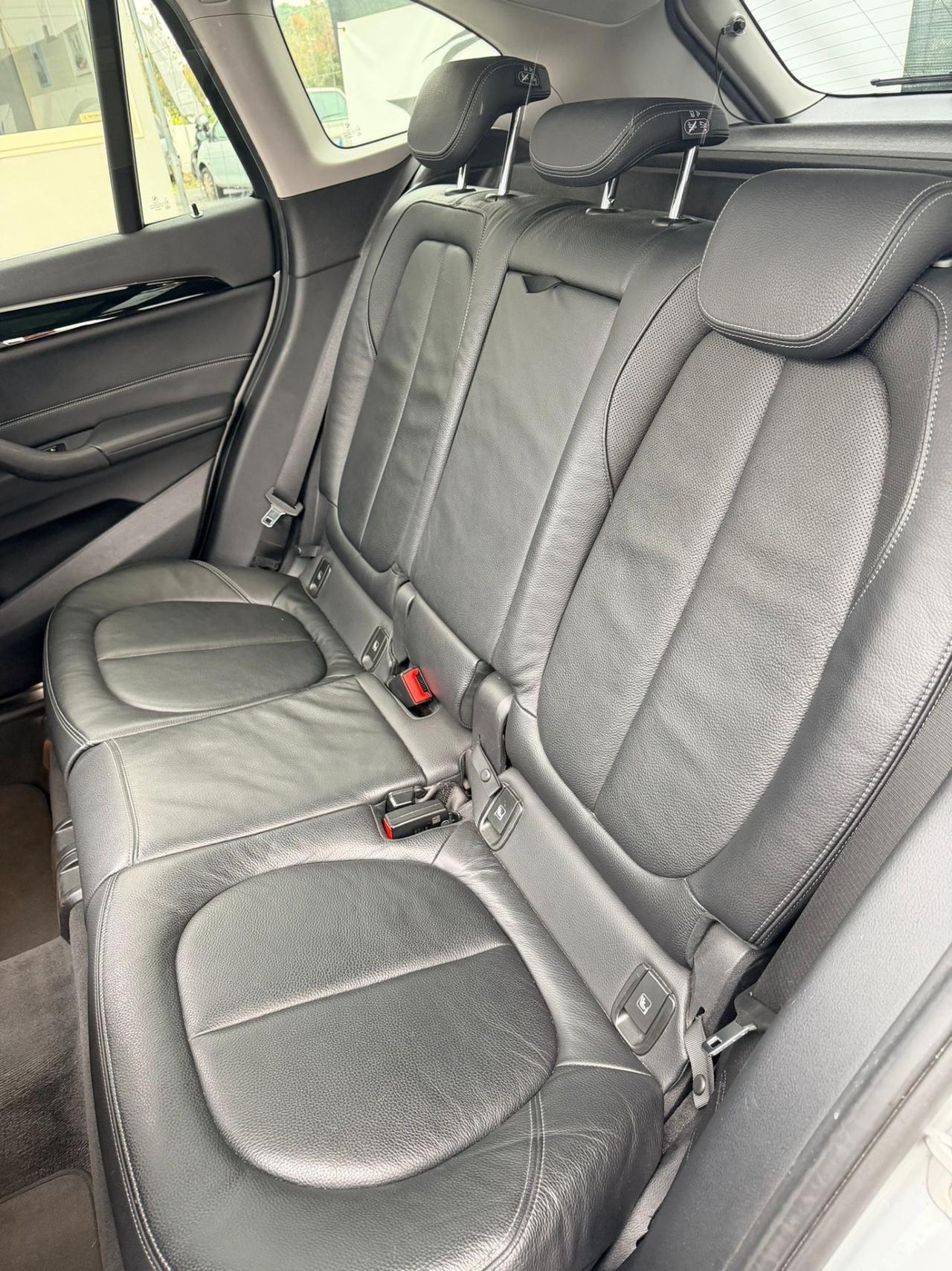 Bmw X1 sDrive18d xLine