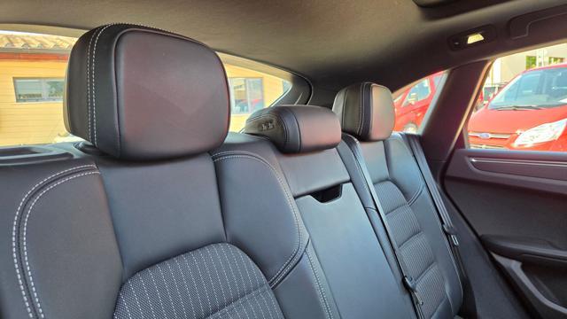 PORSCHE Macan 2.0 T 265 CV UNIPRO UFF.LE PASM TETTO LED PDLS 20"