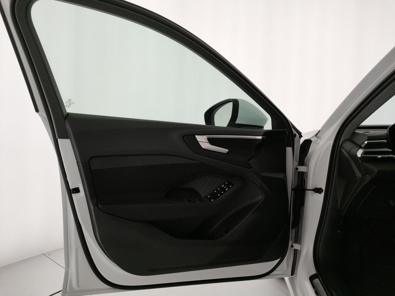 Audi A5 avant 2.0 tdi mhev+ business advanced 204cv s-tronic