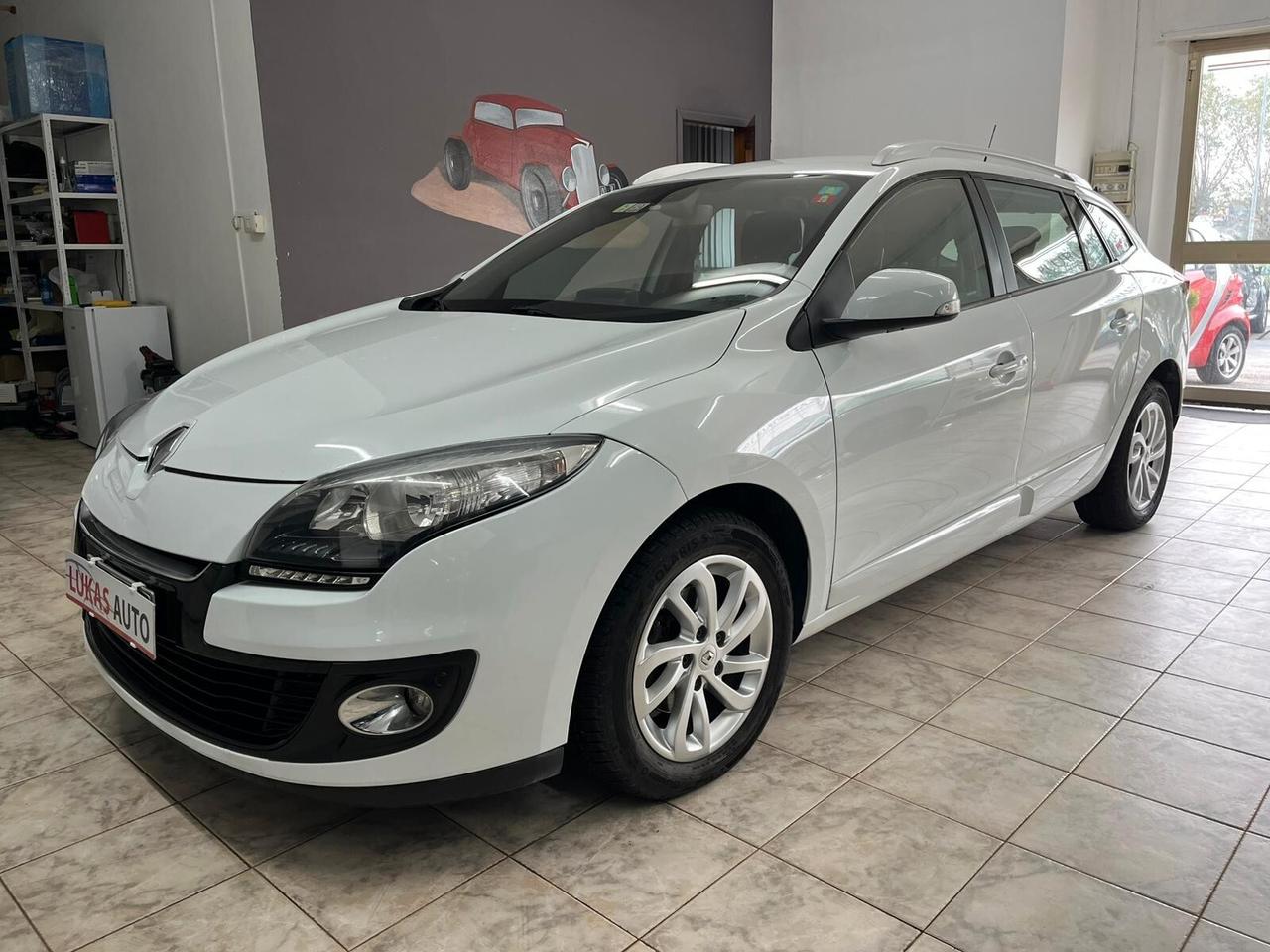 Renault Megane Mégane 1.5 dCi 110CV EDC SporTour Wave