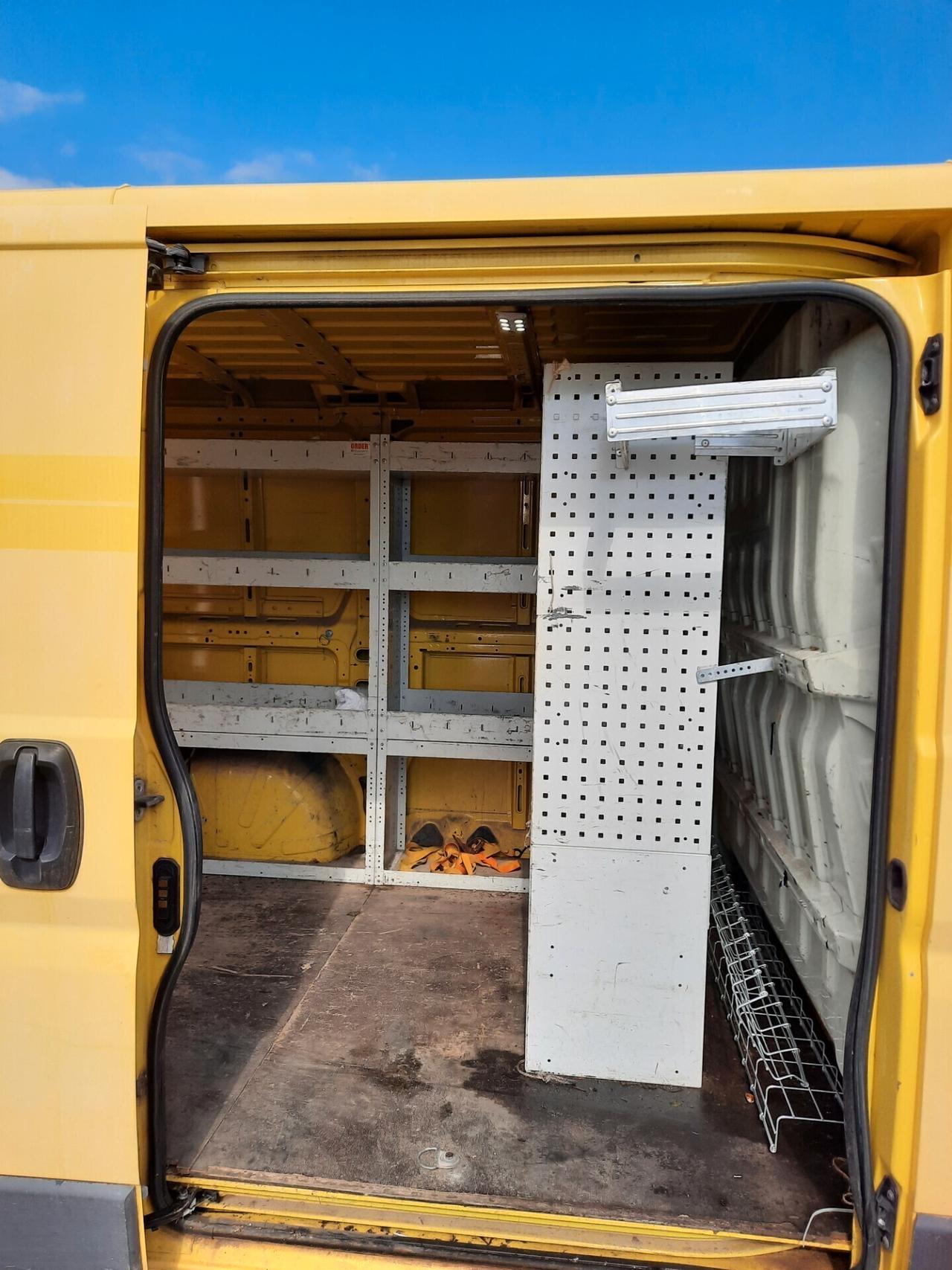 Fiat Ducato 30 2.3 MJT 130CV PR.IVATO PC-TN Furgone