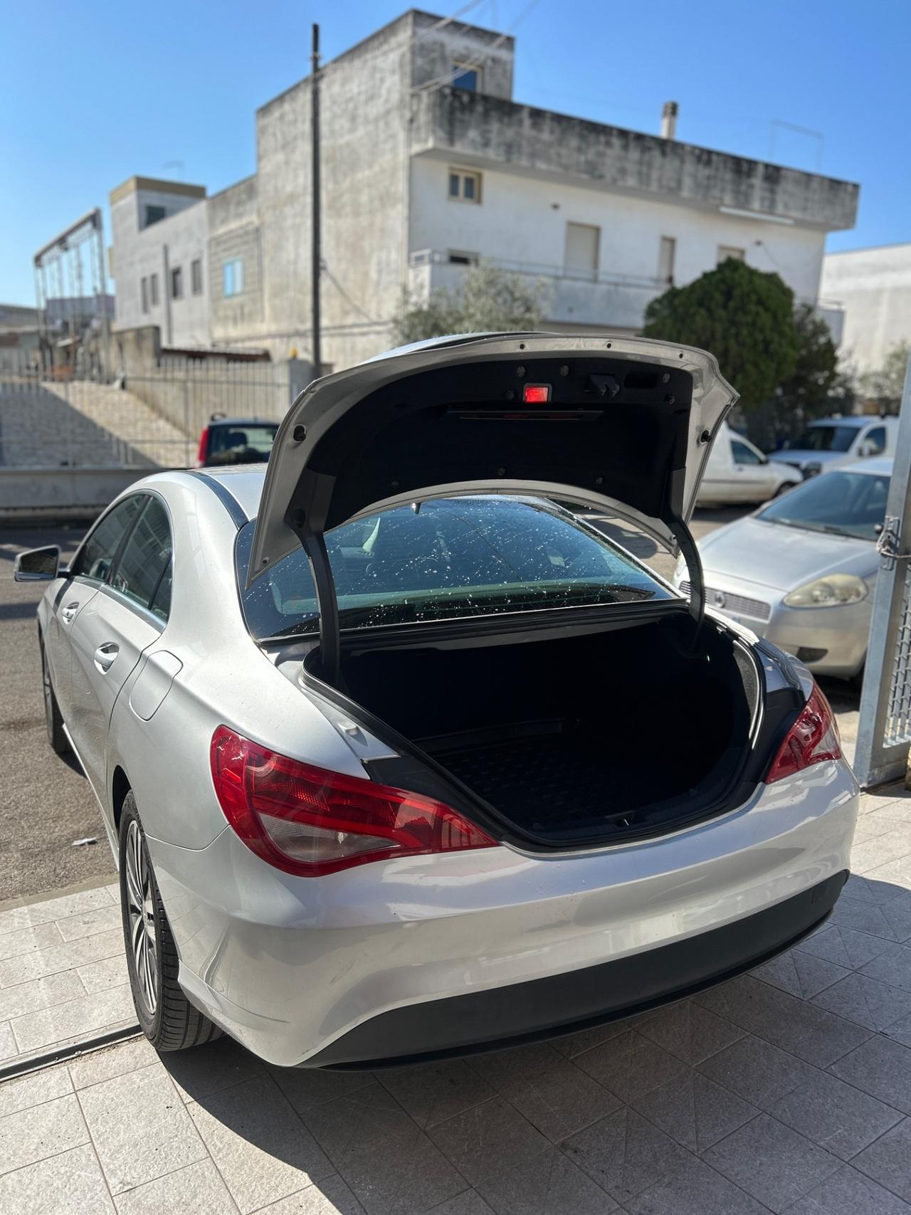 Mercedes-benz CLA 220 d 2.0 136 cv-2014/NAVI/17”